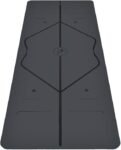 Liforme Original Yoga Mat – Free Yoga Bag Included – Patented Alignment System, Warrior-like Grip, Non-slip, Eco-friendly, sweat-resistant, long, wide, 4.2mm thick mat for comfort Visit the LIFORME Store