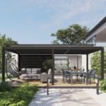 Pergola bioclimatique autoportante rétractable Elea GREEN OUTSIDE alu noir